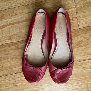 Leather Aldo Flats sz 9